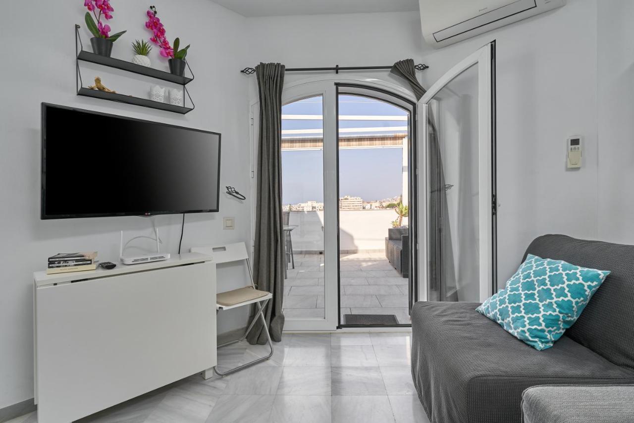 One Bedroom Penthouse Nerja Bagian luar foto