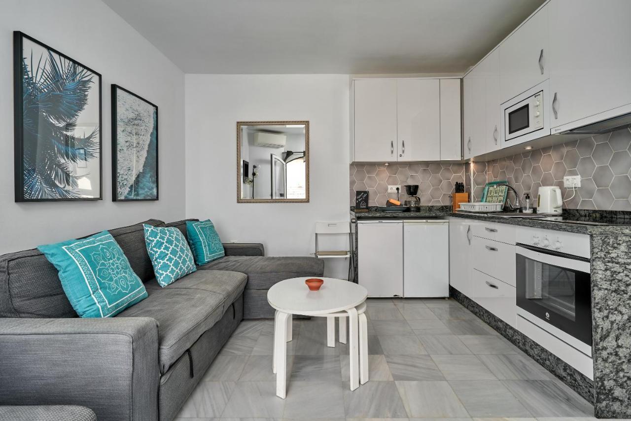 One Bedroom Penthouse Nerja Bagian luar foto