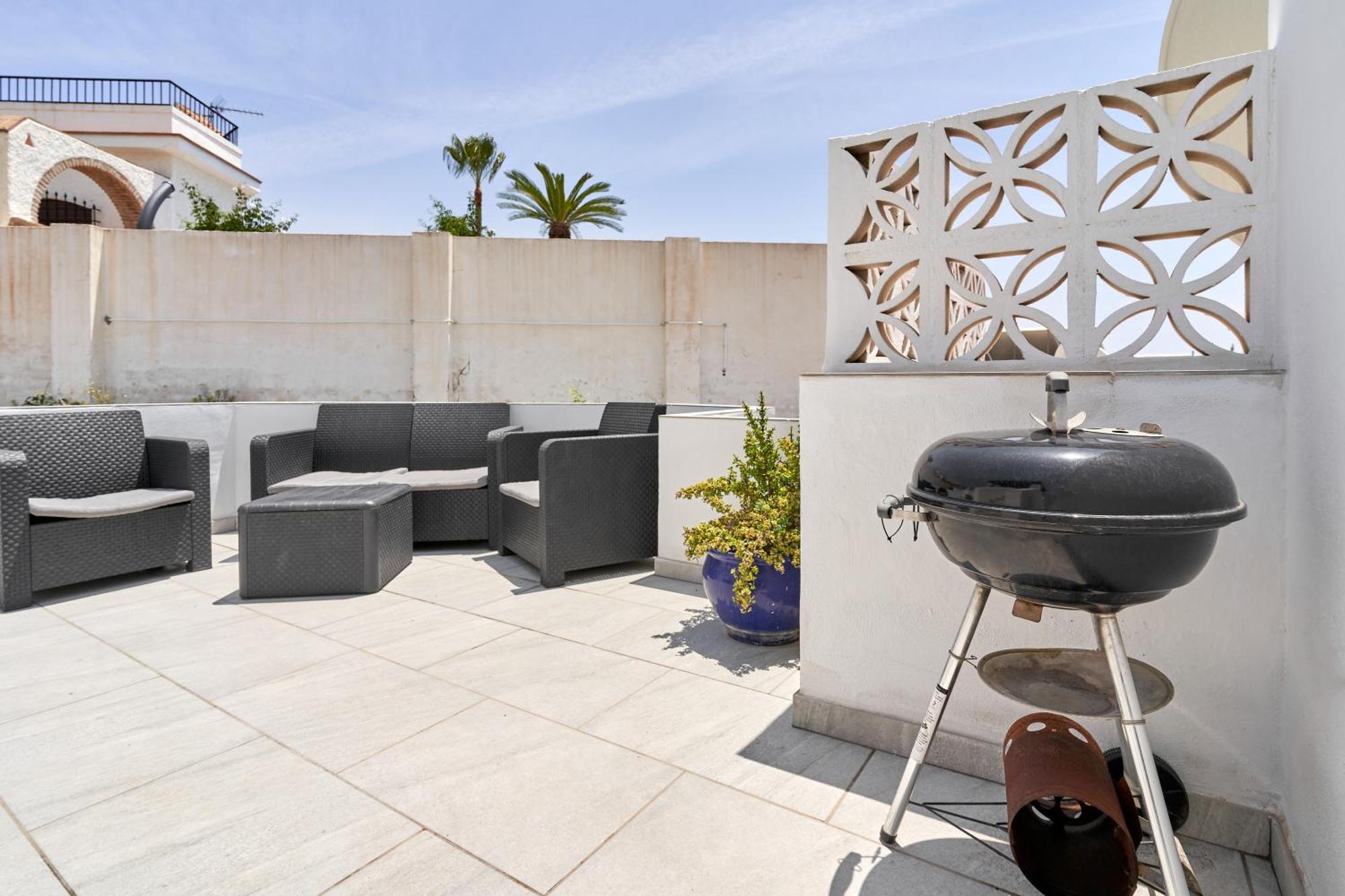 One Bedroom Penthouse Nerja Bagian luar foto